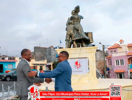 Inauguração do Monumento em Homenagem aos Emigrantes